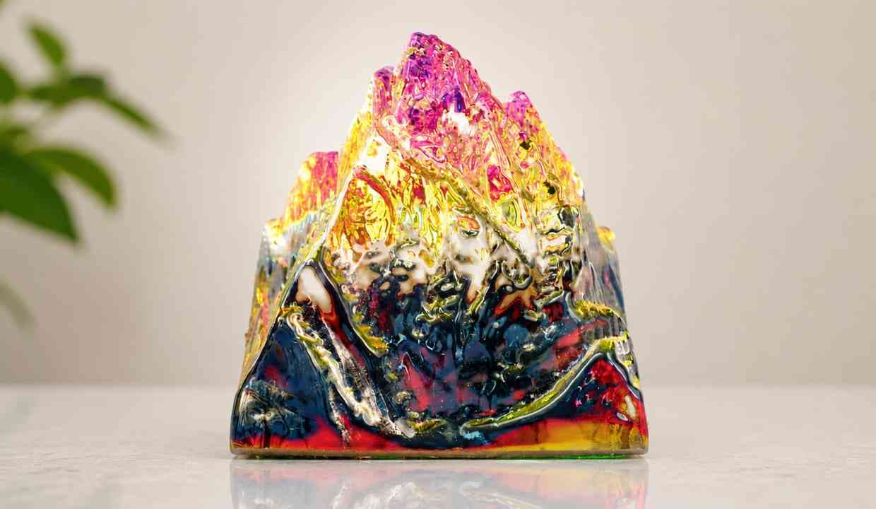 Crystal Glass Rock Pyramid 1