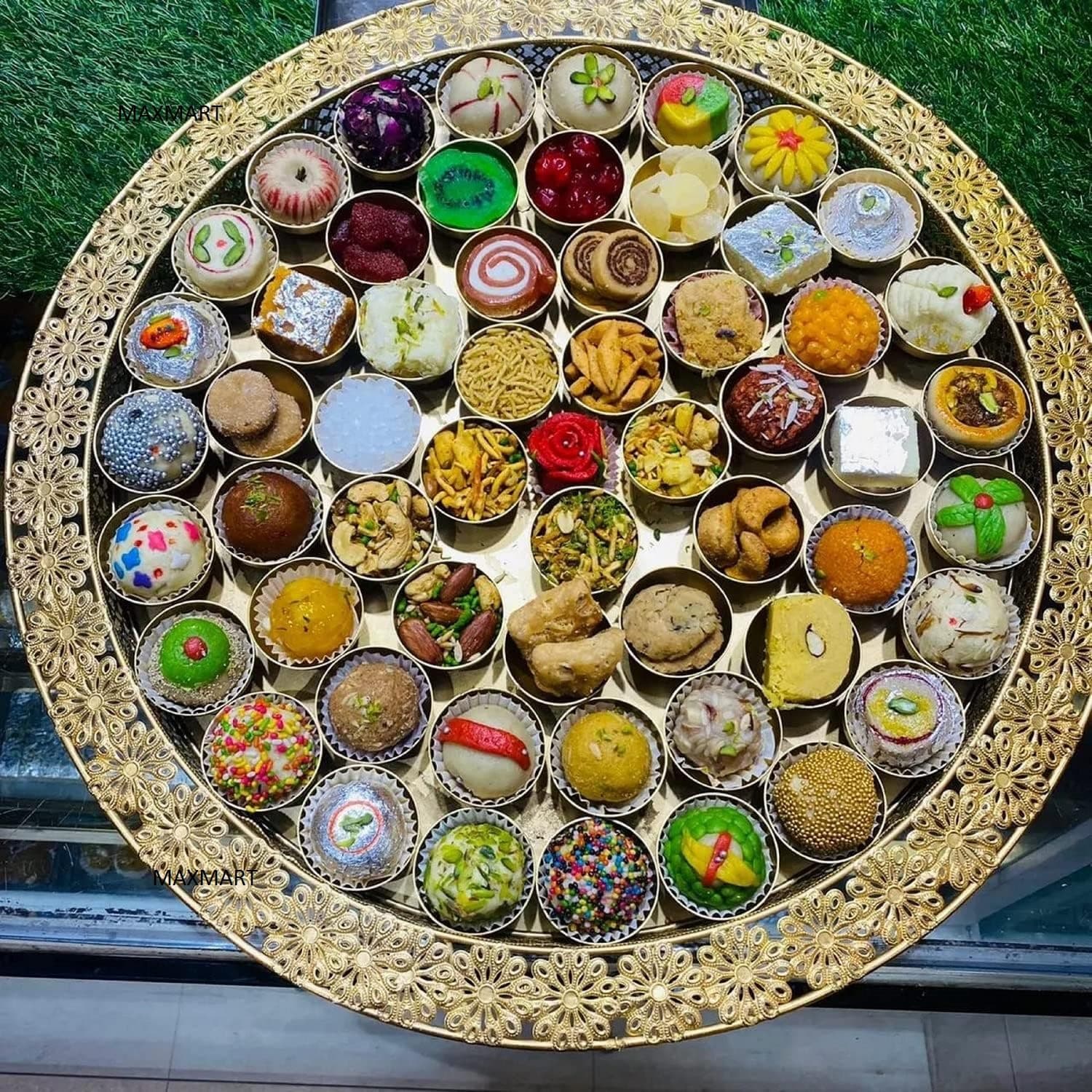 Fal aur Sweets Bhog Seva