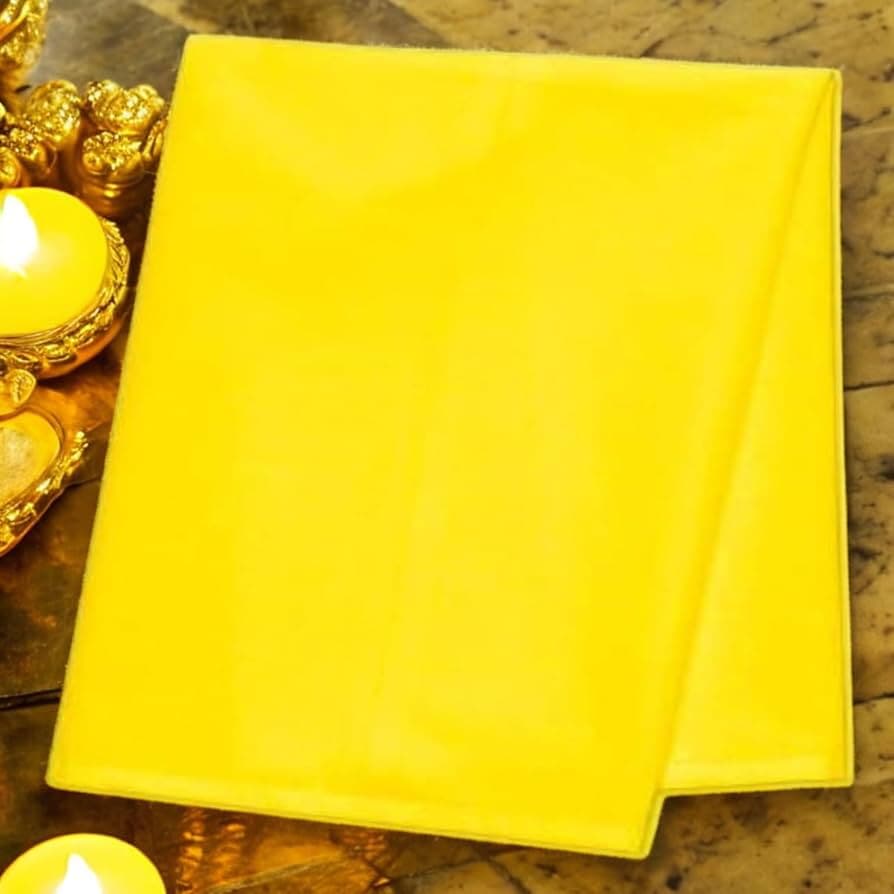 Yellow Cloth (Pila Vastra)
